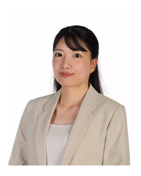 久米井麻里（Sales Consultant）の写真